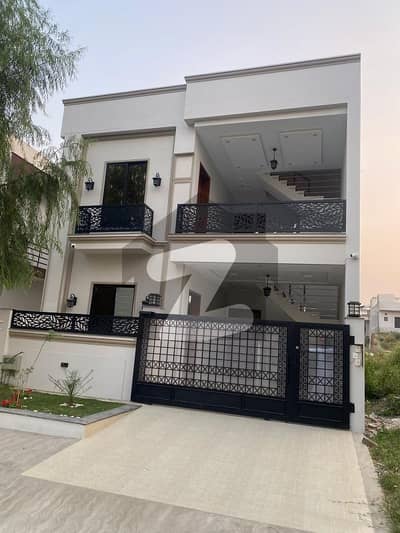 5 Marla Double Unit House For Rent
