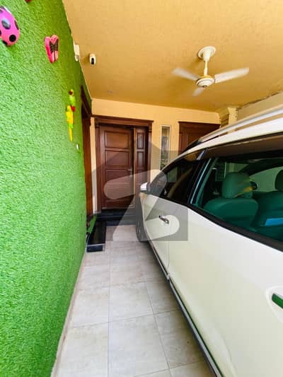 5 Marla Used House For Sale | Neat & Clean | Solid Construction | Family Area