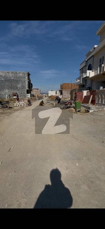 G-15/3 25x50 FGEHA North Service Road Main Double Road Plot For Sale