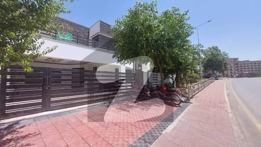 1 kanal house available for Rent in Bahria town phase 1