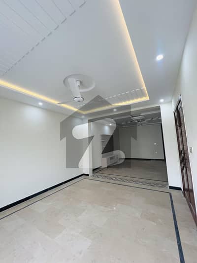 10 Marla Besment For Rent Near To Markaz