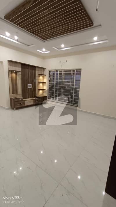 10 Marla Double Story Luxury House Available For Rent in Royal Orchard Multan