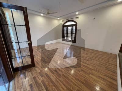 Beautiful location 1 kanal House For Rent Near To markaz and family park