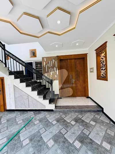 Brand new double story House Available For Sale Location: soan garden Islamabad  Size =6 Marla
