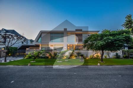 2 Kanal Luxury Bungalow Furnished Near Raya