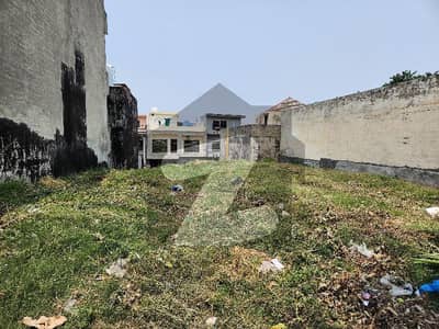 17 Marla Beautiful Plot Available For Sale In Soan Garden Block B