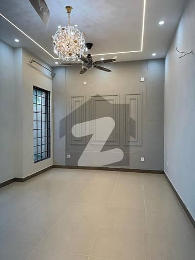 8 Marla Upper pourshan Available Rent
