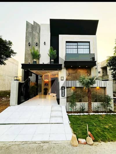 5 MARLA SOLID HOUSE ON IDEAL LOCATION AVAILABLE FOR SALE IN BAHRIA TOWN