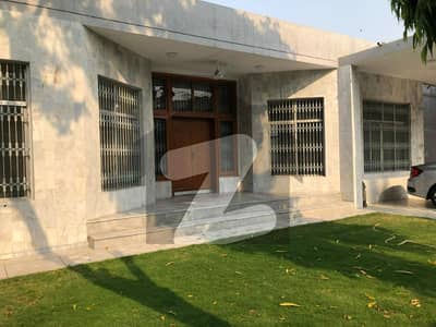 Beautiful 1 Kanal 2.75 Marla Family House in Gulshan-e-Ravi Lahore - Rare Find