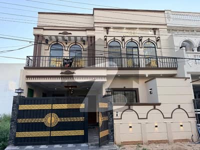 ڈائمنڈ سٹی غالب روڈ,سیالکوٹ میں 4 کمروں کا 6 مرلہ مکان 3.0 کروڑ میں برائے فروخت۔