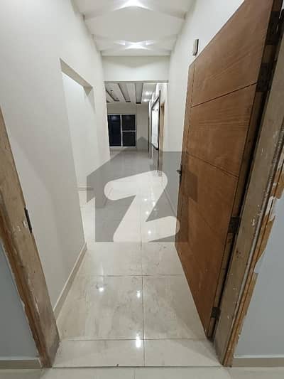 4 Bed DD Flat in Prime Location