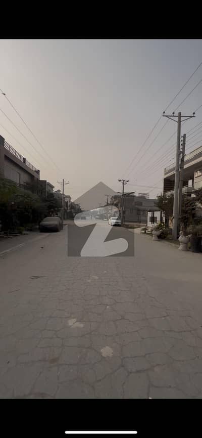 8 Marla best ever location for sale Q-Block