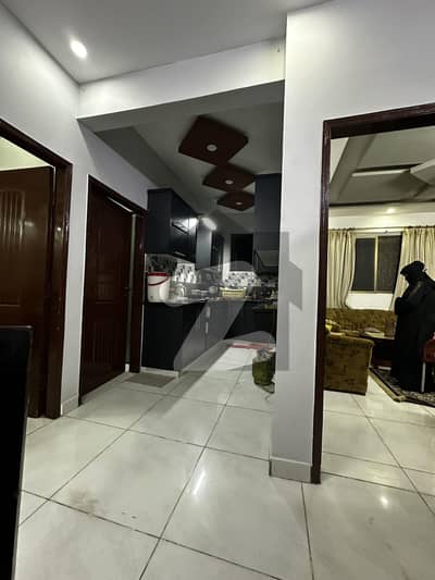 FRONT 3 BED D D FLAT AVAILABLE FOR RENT AT JAMSHED ROAD KARACHI