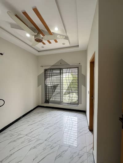 Beautiful 5 marla Upper Portion for rent | Semi Furnished | B block Bismillah housing Scheme | 0319-7293037 Beautiful 5 marla Upper Portion for rent | Semi Furnished | B block Bismillah housing Scheme | 0319-7293037