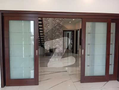 10 MARLA BRAND NEW LUXURY HOUSE AVAILABLE FOR SALE 10 MARLA BRAND NEW LUXURY HOUSE AVAILABLE FOR SALE