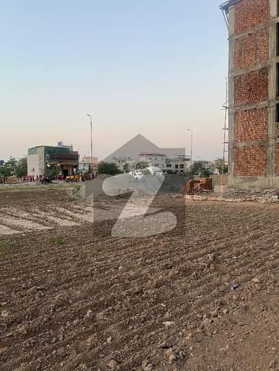 پارک ویو سٹی لاہور میں 4 مرلہ کمرشل پلاٹ 5.0 کروڑ میں برائے فروخت۔