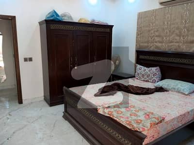 گلشن اقبال - بلاک 13-ڈی2 گلشنِ اقبال,گلشنِ اقبال ٹاؤن,کراچی میں 2 کمروں کا 3 مرلہ فلیٹ 35.0 ہزار میں کرایہ پر دستیاب ہے۔