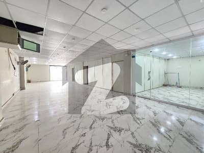 1 Kanal Floor Available For Rent