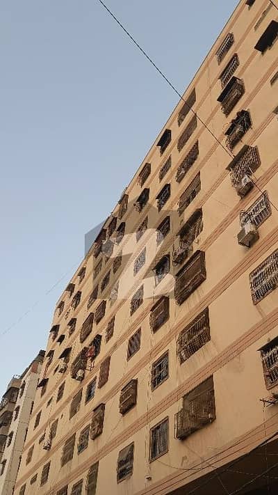 Crown Heights Lift Project Near KFC And Disco Bakery Gulshan e Iqbal Block 4