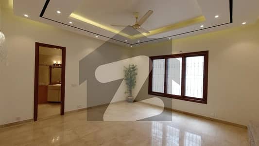 دارالامان سوسائٹی کراچی میں 5 کمروں کا 1 کنال مکان 28.0 کروڑ میں برائے فروخت۔