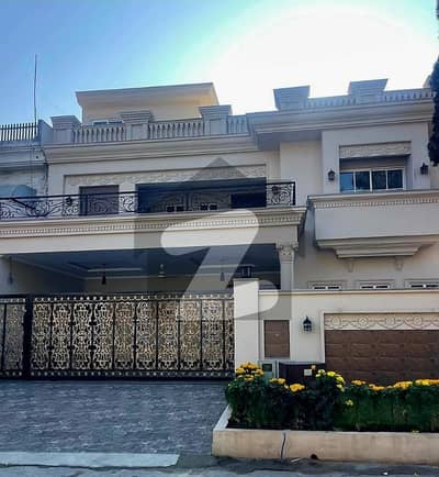 آئی ۔ 8/3 آئی ۔ 8,اسلام آباد میں 7 کمروں کا 14 مرلہ مکان 21.0 کروڑ میں برائے فروخت۔