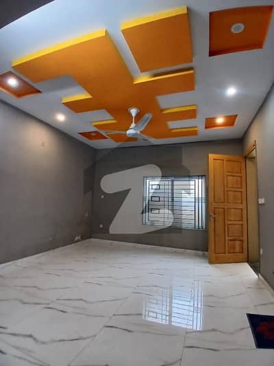 Brand New luxury 2.5 story carnor house 8 marla available for sale near nust double road.