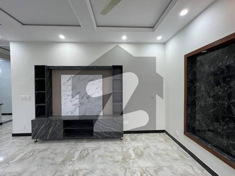 10 Marla Brand New Luxury House For Rent In G-14/4 Islamabad 10 Marla Brand New Luxury House For Rent In G-14/4 Islamabad