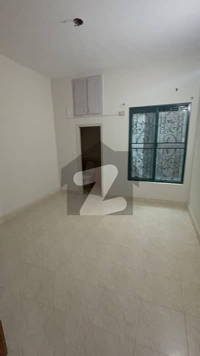 10 Marla Independent House For Rent Near Emporium Mall