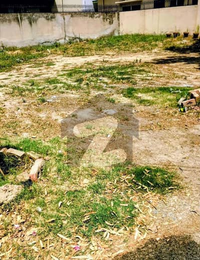 10 Marla Plot For Sale in Nespak Phase -3, Lahore