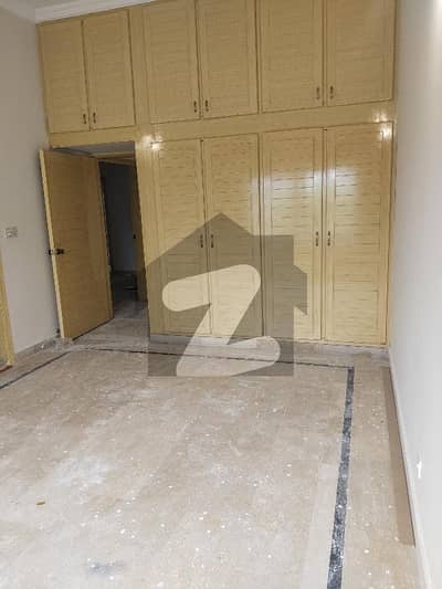 G-10 Mian Double Road 42 - 80 Triple Story Corner House Best Location