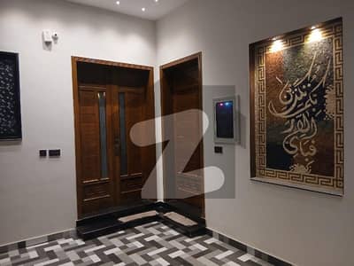 ملت روڈ فیصل آباد میں 4 کمروں کا 5 مرلہ مکان 2.0 کروڑ میں برائے فروخت۔