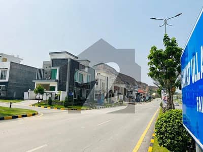 8 MARLA DOUBLE ROAD HOT LOCATION PLOT FOR SALE B BLOCK FAISAL HILLS