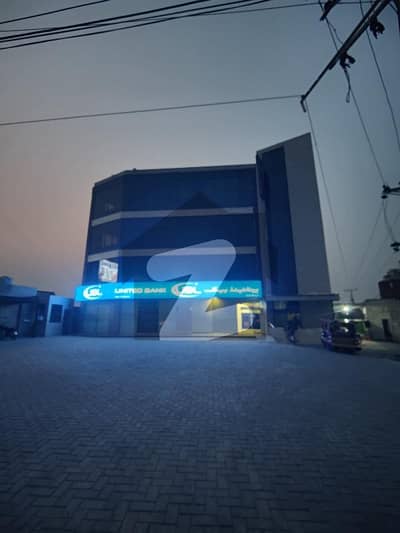 CORPORATE LOOK READY TO SHIFT BUILDING, 5 FLOORS, BASEMENT, MASSIVE PARKING, PUBLIC TRANSPORTATION APPROACH FOR RENT