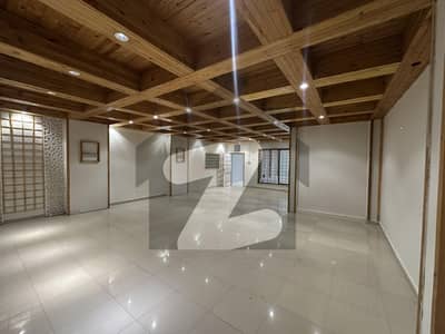 10 Marla 3rd Floor Commercial Office For Rent Ready To Moved