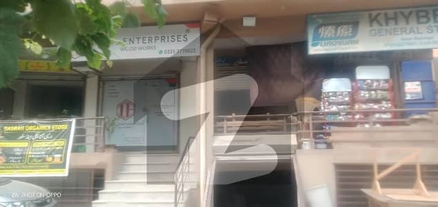 جی ۔ 15/2 جی ۔ 15,اسلام آباد میں 1 کمرے کا 2 مرلہ دکان 32.0 لاکھ میں برائے فروخت۔
