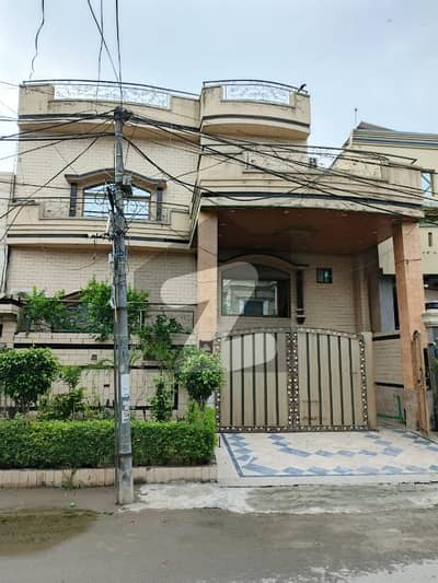 Ready To Buy A House In Samanabad - Block N Lahore