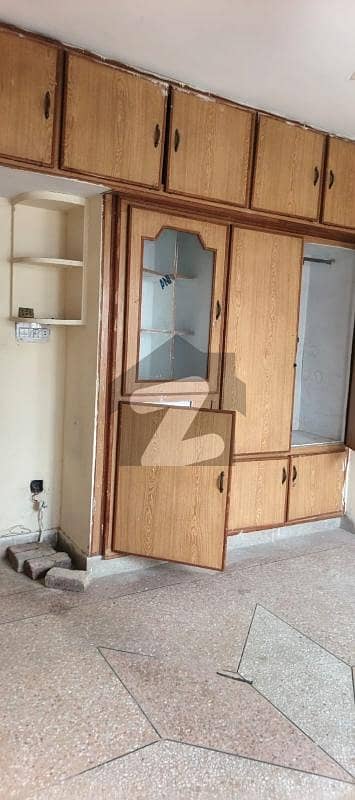 Upper Portion For Rent