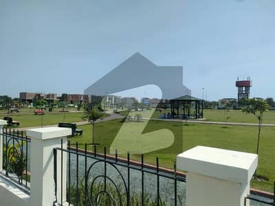 Most Ideal Living Awaits For You - Walking Distance Park and Mcdonalds - Direct 150' Road Approach From Raya Fairways Most Ideal Living Awaits For You - Walking Distance Park and Mcdonalds - Direct 150' Road Approach From Raya Fairways