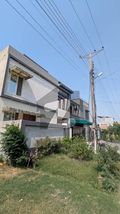 اے ڈبلیو ٹی فیز 2 اے ڈبلیو ٹی آرمی ویلفیئر ٹرسٹ,رائیونڈ روڈ,لاہور میں 4 کمروں کا 10 مرلہ مکان 2.5 کروڑ میں برائے فروخت۔ اے ڈبلیو ٹی فیز 2 اے ڈبلیو ٹی آرمی ویلفیئر ٹرسٹ,رائیونڈ روڈ,لاہور میں 4 کمروں کا 10 مرلہ مکان 2.5 کروڑ میں برائے فروخت۔