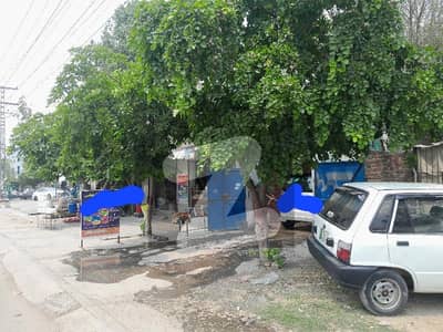 Plot for Sale on 80 ft Road in PGECHS 2