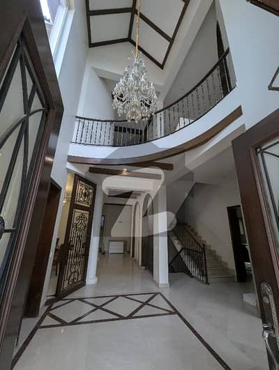 Luxurious 7 Bedroom Full House in F6