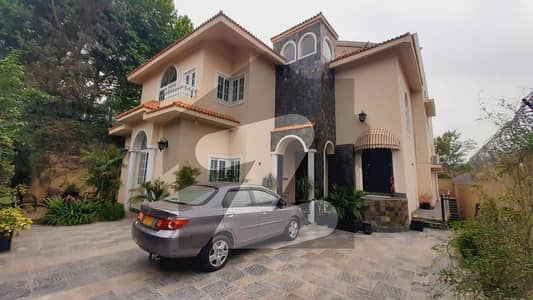 1 Kanal Luxury Villa With Forest View For Sale In DHA Phase 1 Sector F Islamabad