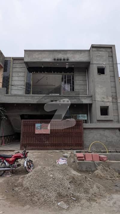 ائیرپورٹ ہاؤسنگ سوسائٹی راولپنڈی میں 3 کمروں کا 6 مرلہ مکان 1.75 کروڑ میں برائے فروخت۔