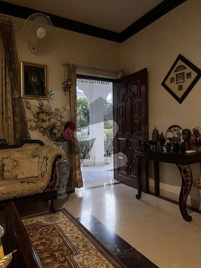 22 Marla House for Sale in New Muslim Town Lahore | Prime Location commission 2 percent no bargaining please reasonable price video available