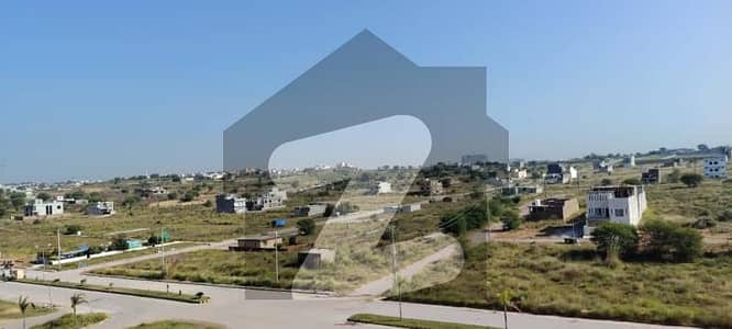 پی ای سی ایچ ایس - بلاک سی ایکسٹینشن پی ای سی ایچ ایس,اسلام آباد میں 10 مرلہ رہائشی پلاٹ 41.0 لاکھ میں برائے فروخت۔