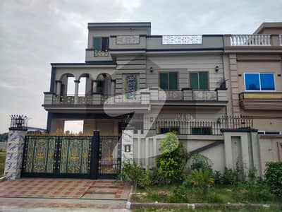 Ideal 10 Marla Double-Unit House Available in city housing