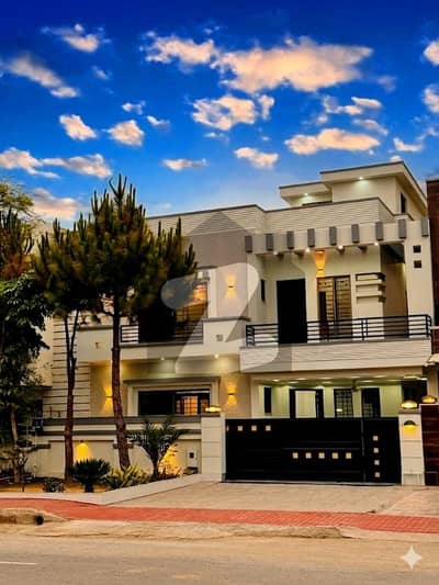 10 Marla Gass installed Luxurious House Avilable For Sale In Overseas