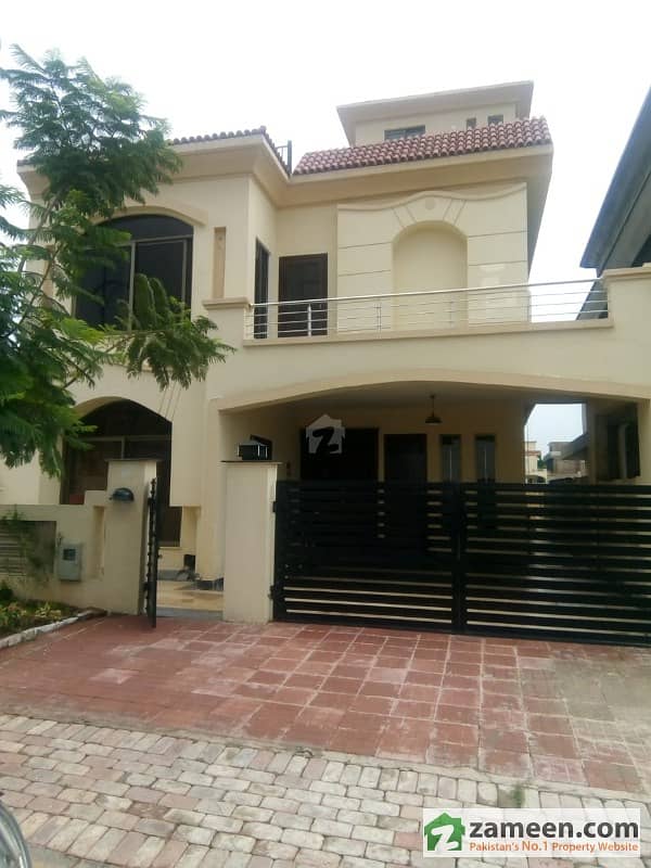 Bahria Enclave Sector C1 10 Marla House Upper Portion For Rent