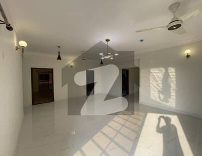 Flat Of 2400 Square Feet In Askari 5 - Sector J For Sale