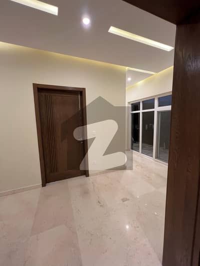 Brand New Luxury Upper Portion D-12